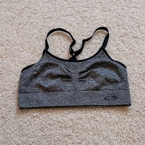 sports bra